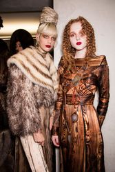 28332510_gaultier-hc-bks-rf16-4022.jpg