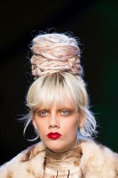 28332513_gaultier-hc-clp-rf16-8394.jpg