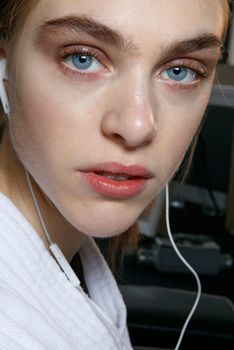 28769499_06.jpg