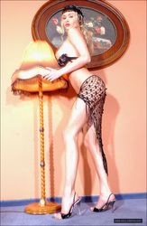 Zdenka Podkapova - Photoset 33 256cavl26e