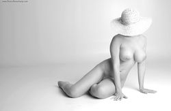 Bianca Beauchamp - Traditional Nude-w5nh19hv1f.jpg