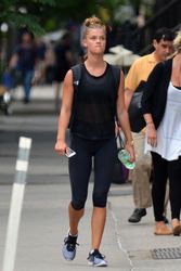 29264266_ninaa110816BZNimage3.jpg