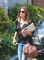 29459216_cindyc260816BZNimage4.jpg