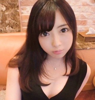 SIRO-3958 First shot Active JD with sticky skin 20-year-old who feels seriously.. SIRO-3958 First shot Active JD with sticky skin 20-year-old who feels seriously..